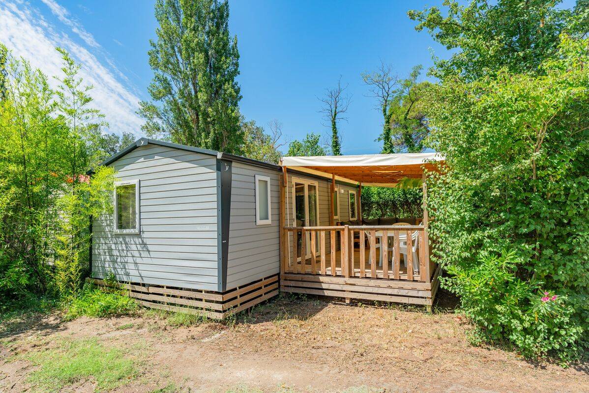 Camping Le Val de Durance, France, Provence Côte d'Azur, Cadenet - Lourmarin