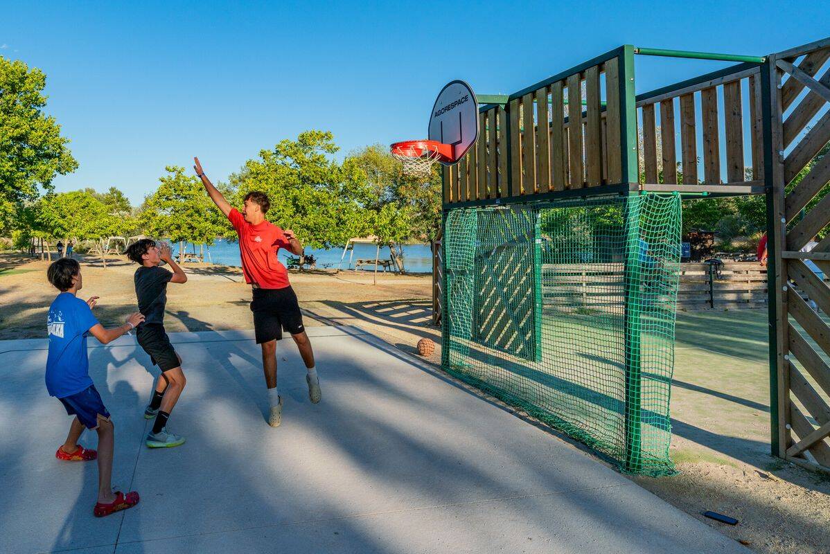 Campsite Le Val de Durance, France, Provence French Riviera, Cadenet