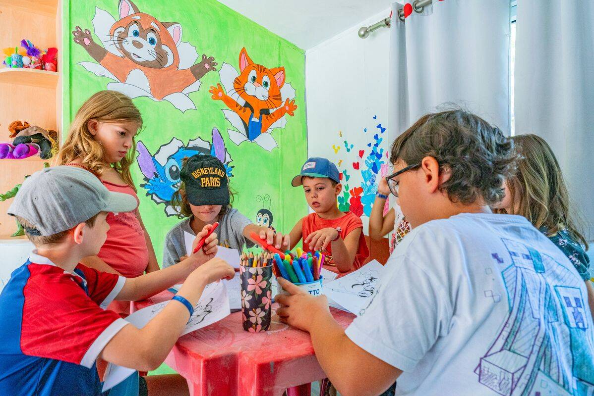 Campsite Le Val de Durance, France, Provence French Riviera, Cadenet