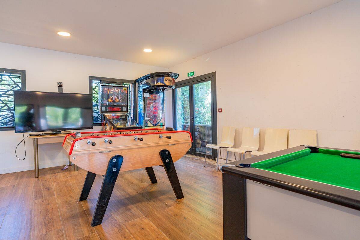 Campsite Le Val de Durance, France, Provence French Riviera, Cadenet