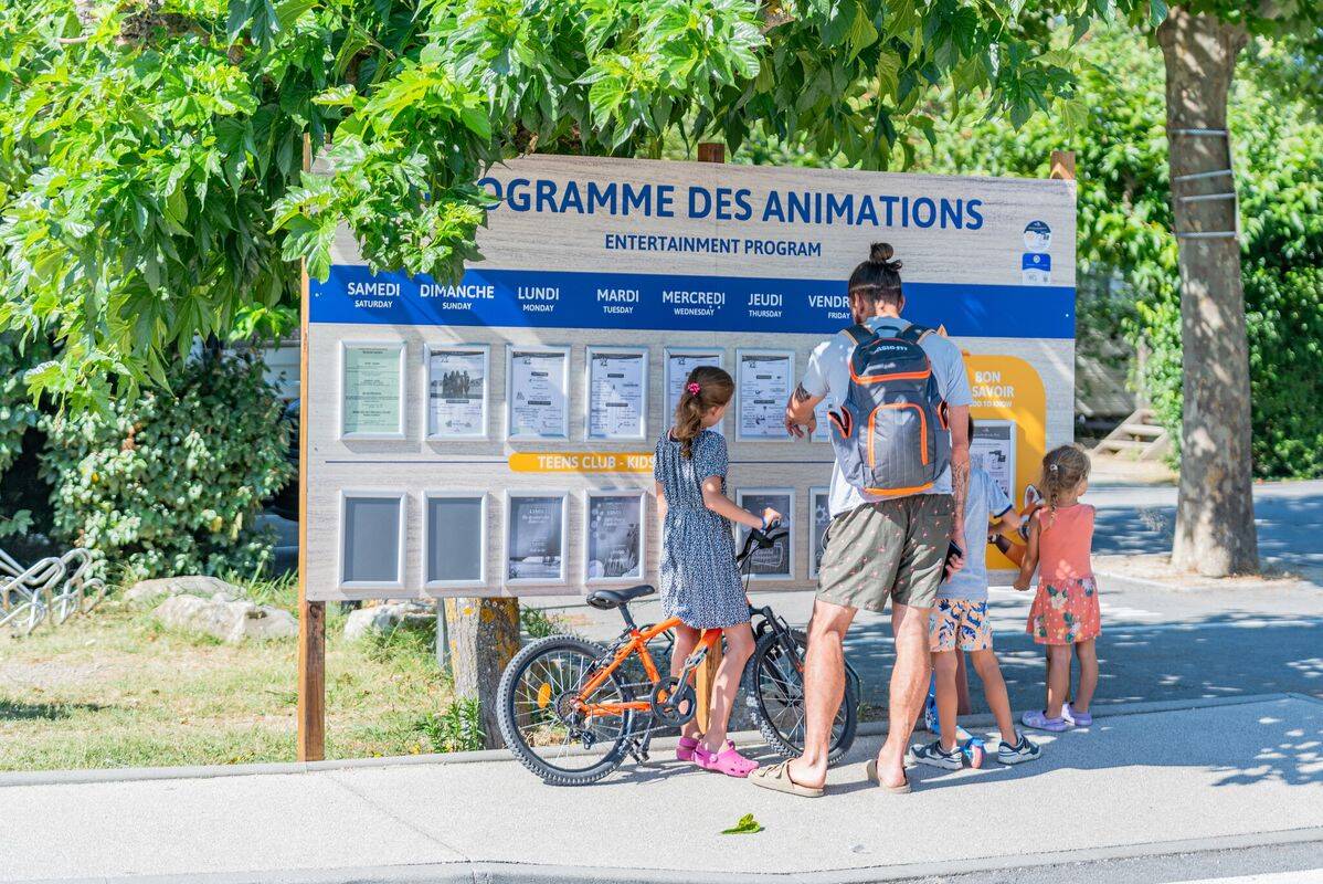 Campsite Le Val de Durance, France, Provence French Riviera, Cadenet