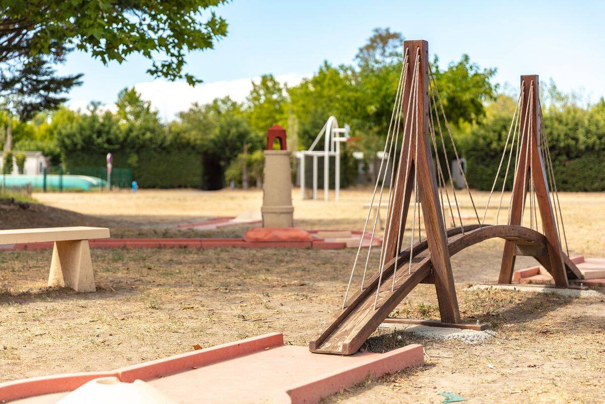 Campsite Les Rives du Luberon, France, Provence French Riviera, Cheval blanc