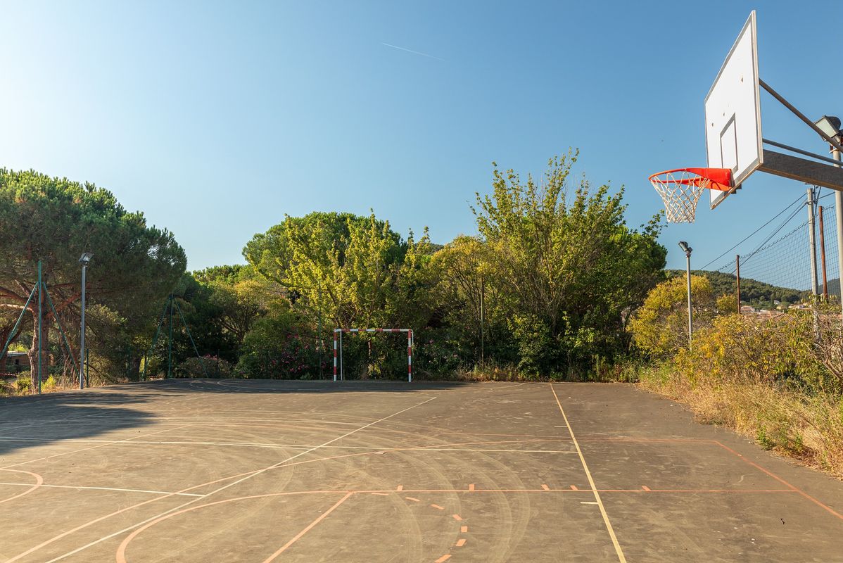 Campingplatz Le Hameau des Pins, La Moutonne, Frankreich, Provence Côte d'Azur, La Crau