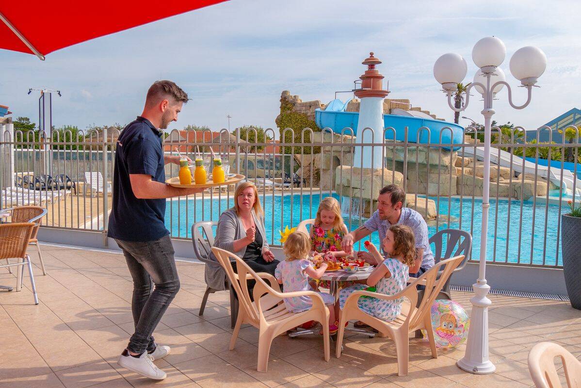 Campsite Sol à Gogo, France, Vendée, St Hilaire de Riez