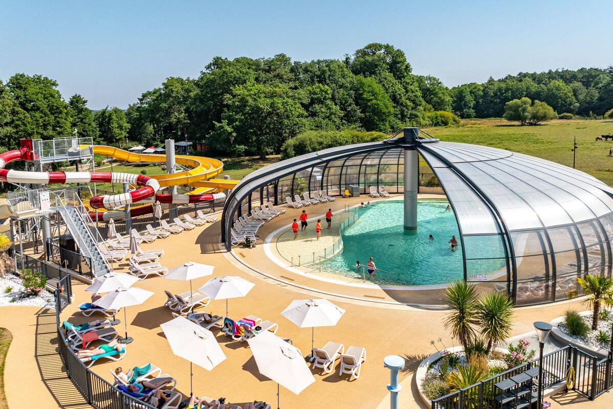 Campsite Château La Forêt, France, Vendée, Saint-Julien-des-Landes