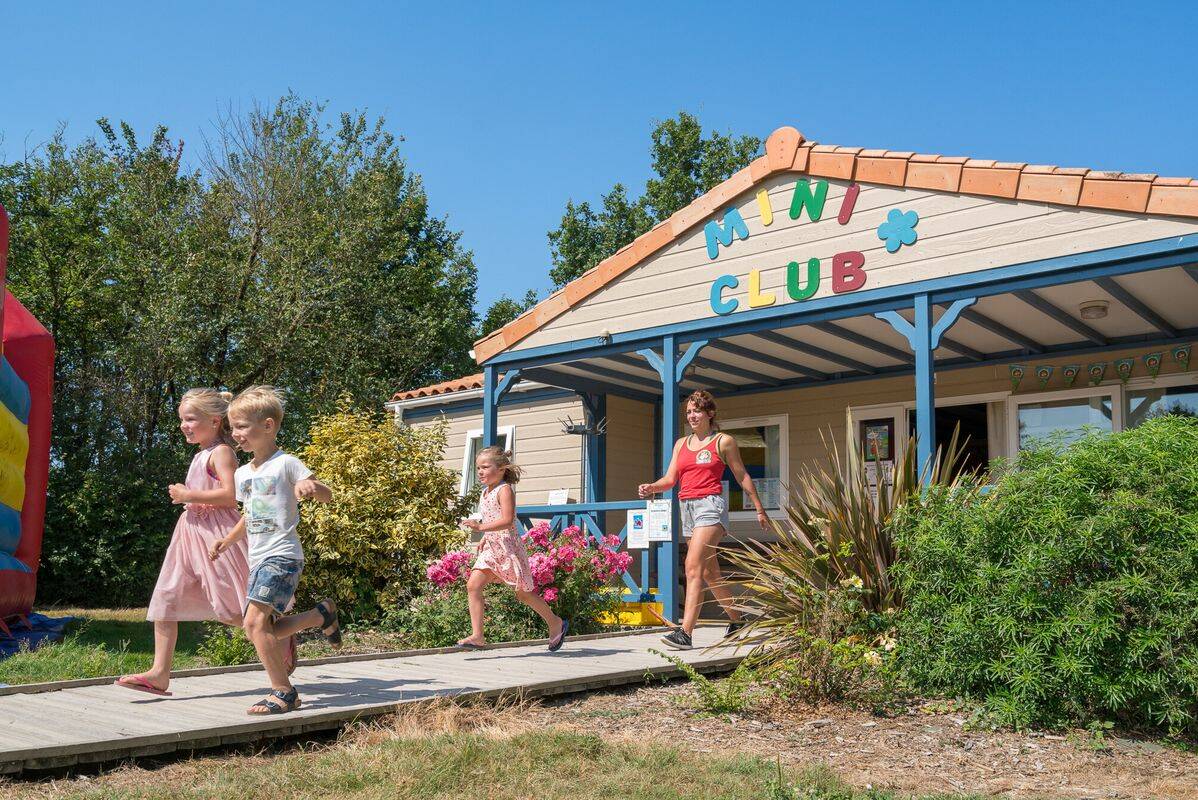 Campsite La Guyonnière, France, Vendée, Saint-Julien-des-Landes