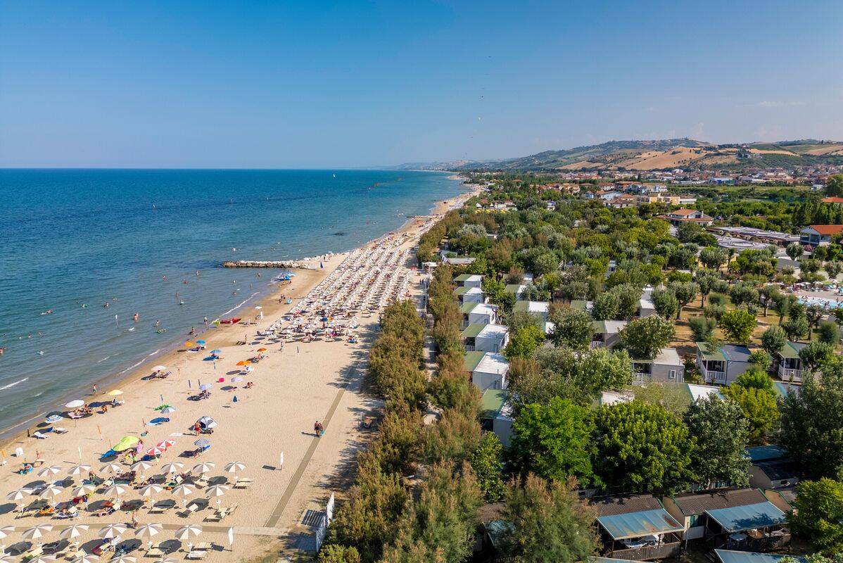 Campeggio Stork, Italia, Abruzzo