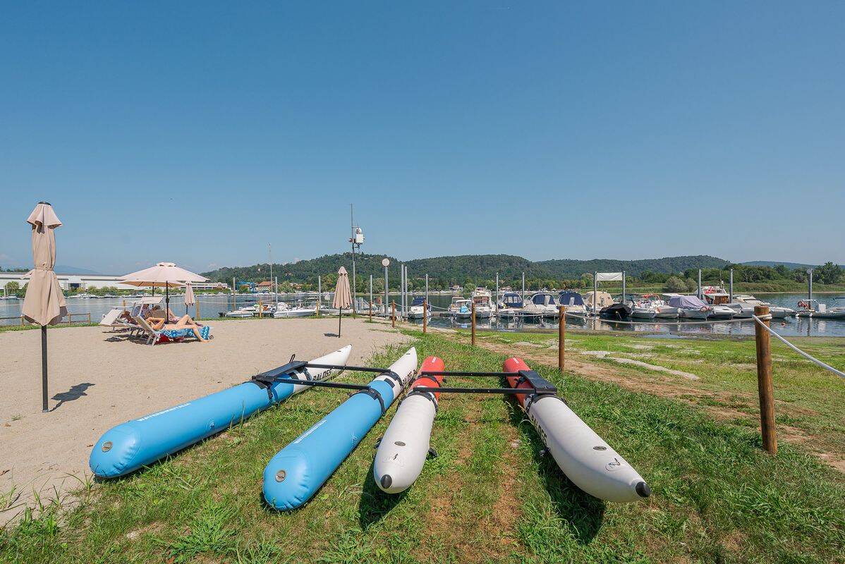 Campeggio Lido di Verbano, Italia, Lago di Garda