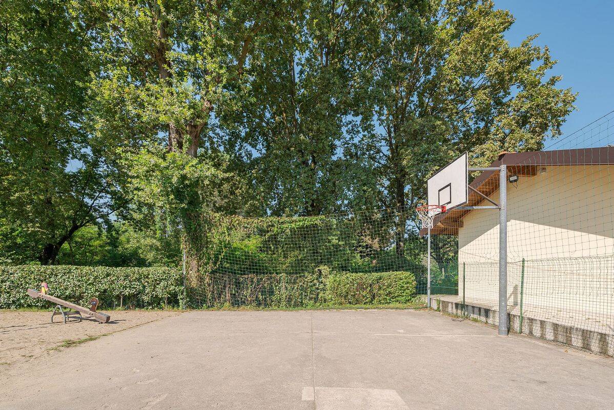 Campeggio Lido di Verbano, Italia, Lago di Garda