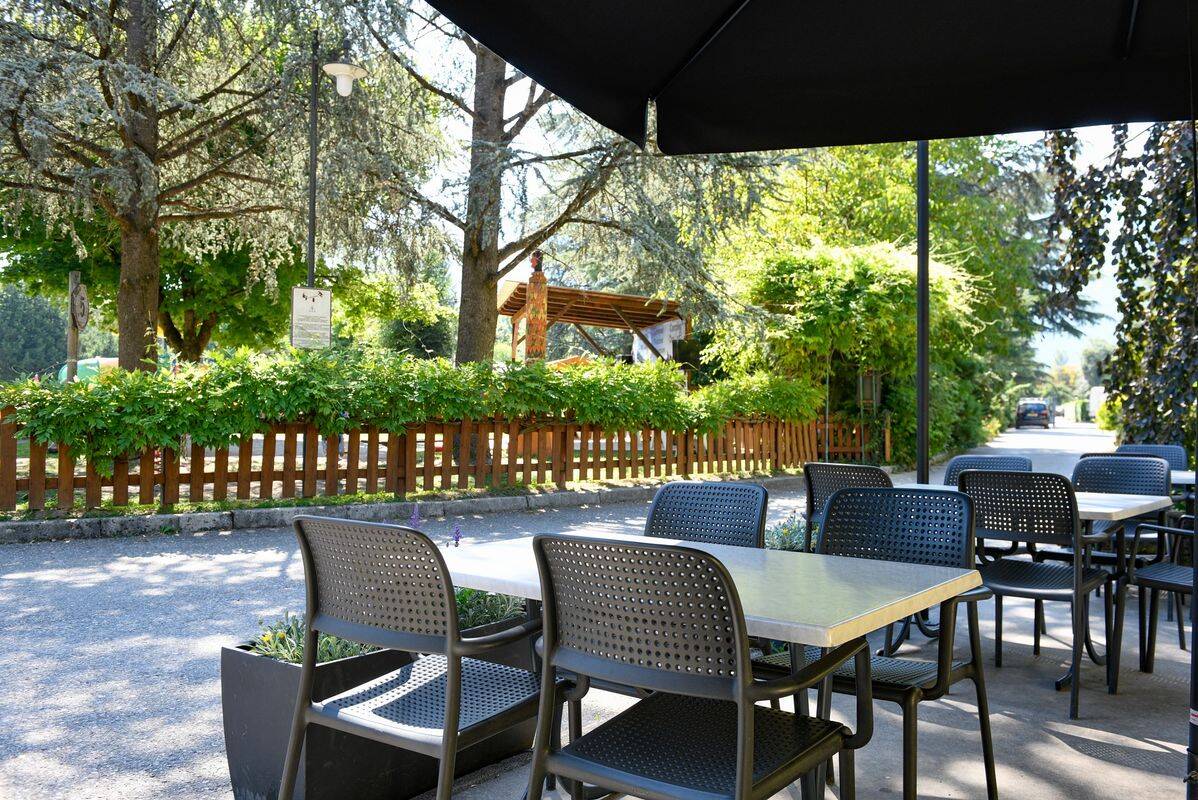 Campeggio Due Laghi Levico, Italia, Lago di Garda