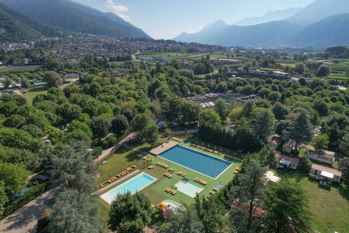 Campeggio Due Laghi Levico, Italia, Lago di Garda