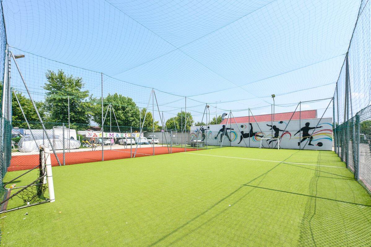 Campsite Butterfly, Italy, Lake Garda, Peschiera Del Garda