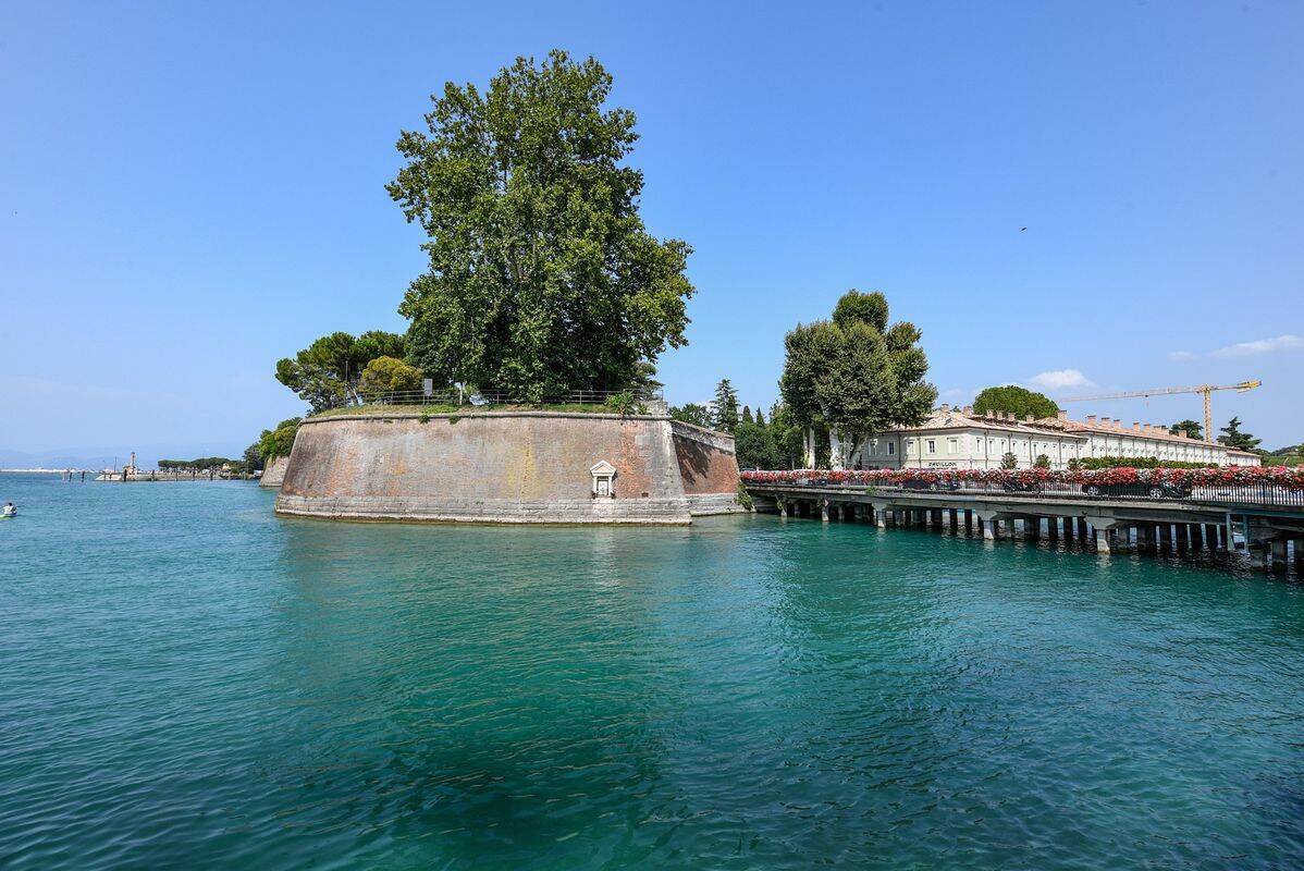 Campsite Butterfly, Italy, Lake Garda, Peschiera Del Garda