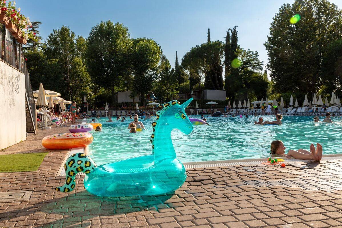 Camping Hu Altomincio Village, Italia, Lago de Guardia