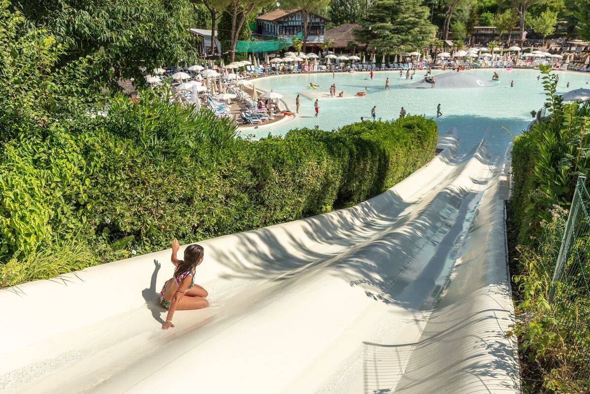 Camping Hu Altomincio Village, Italia, Lago de Guardia, Salionze di Valeggio