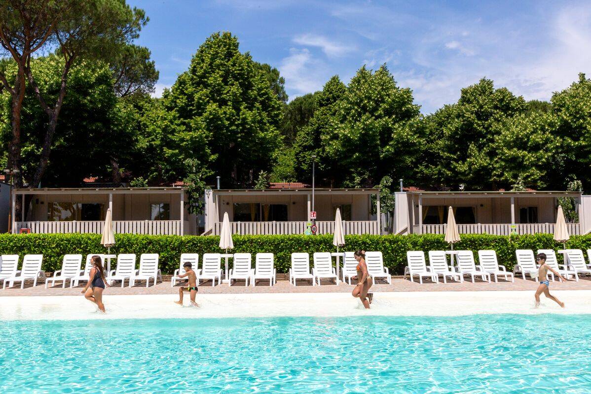 Campeggio Hu I Pini Village, Italia, Lazio