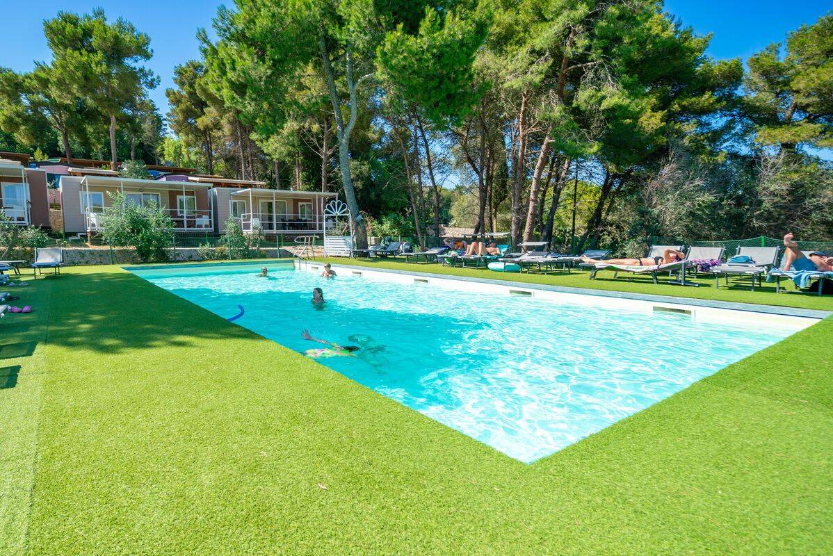 Campeggio La Scogliera, Italia, Puglia