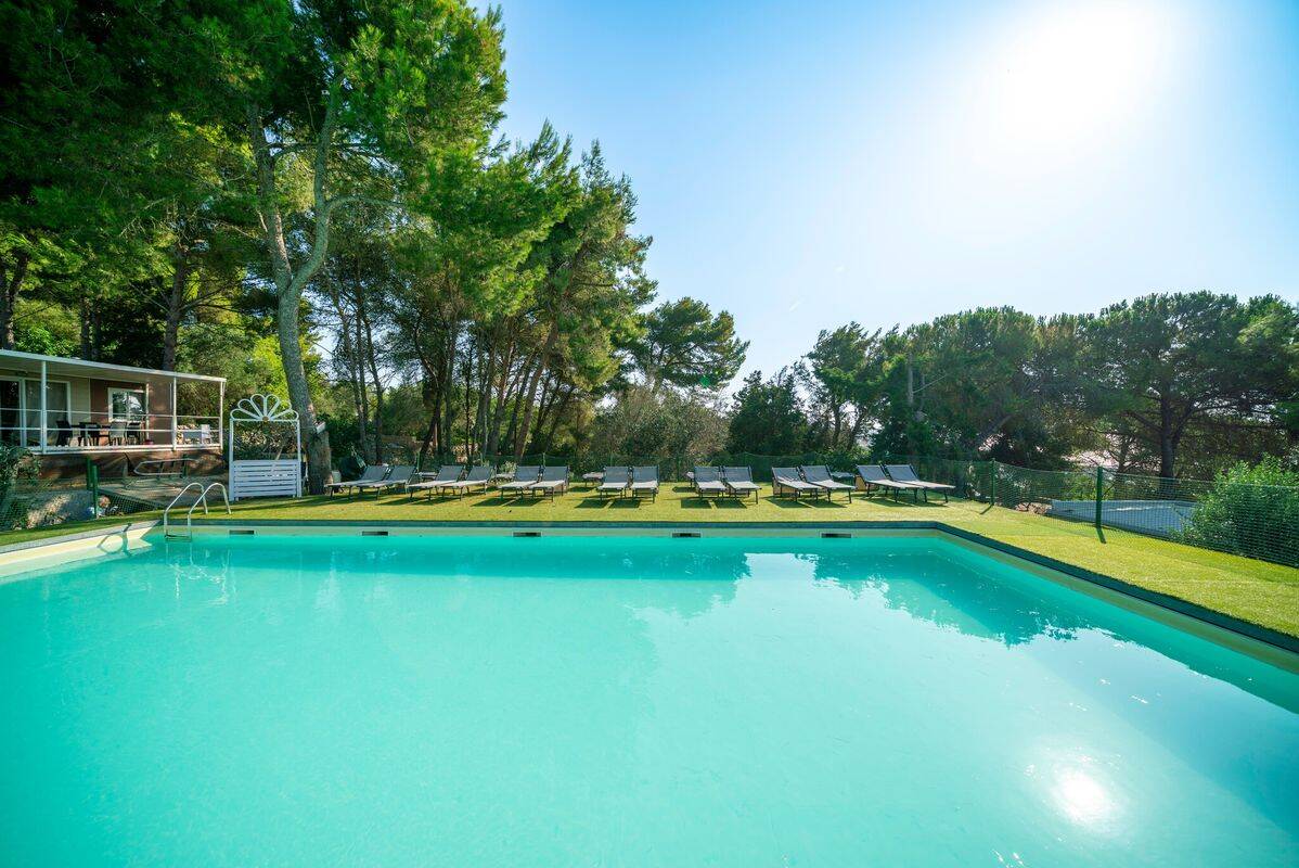 Campeggio La Scogliera, Italia, Puglia