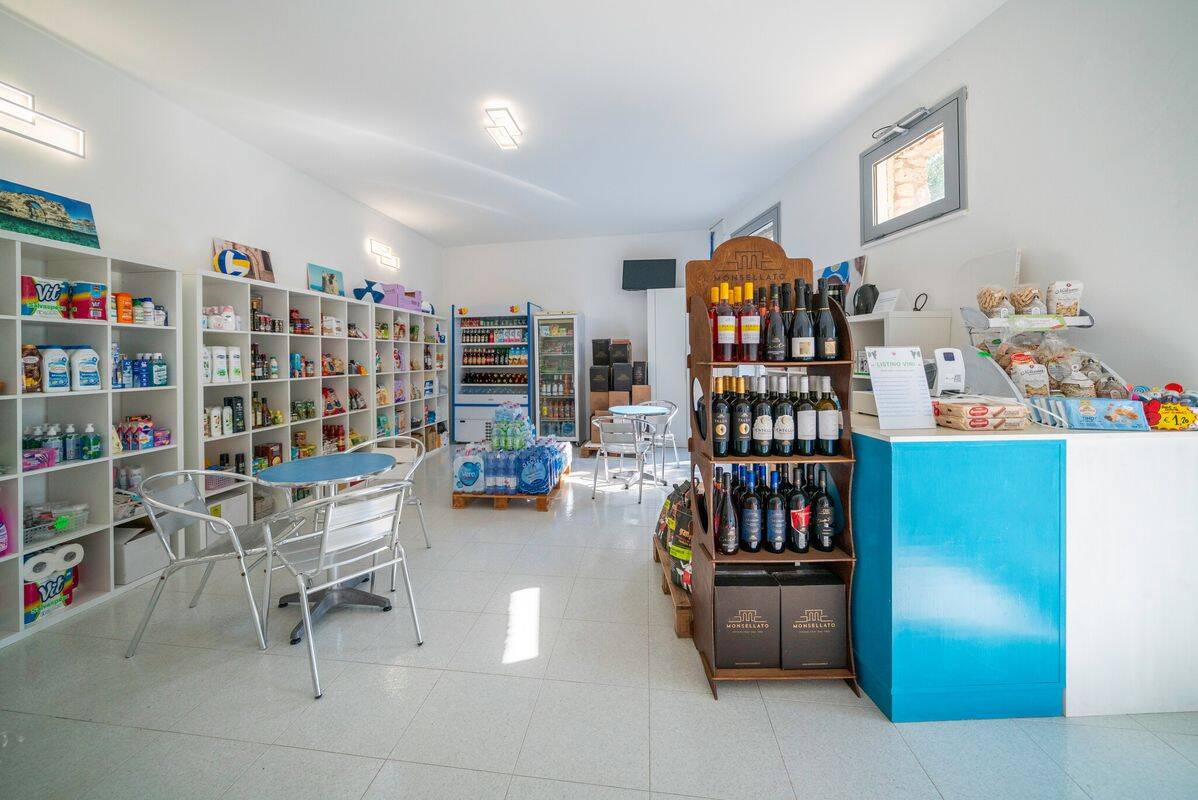 Campeggio La Scogliera, Italia, Puglia