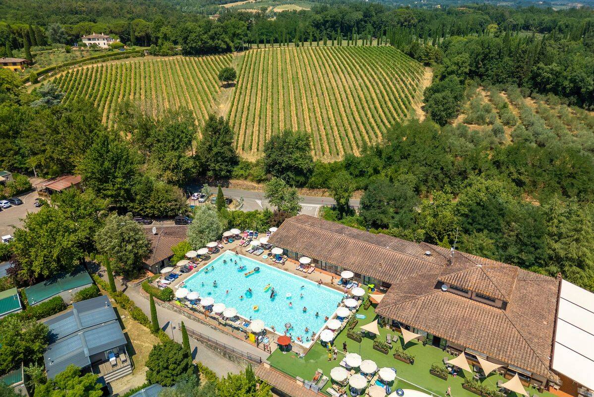 Campsite Hu Norcenni Girasole Village, Italy, Tuscany, Florence-Figline Valdarno