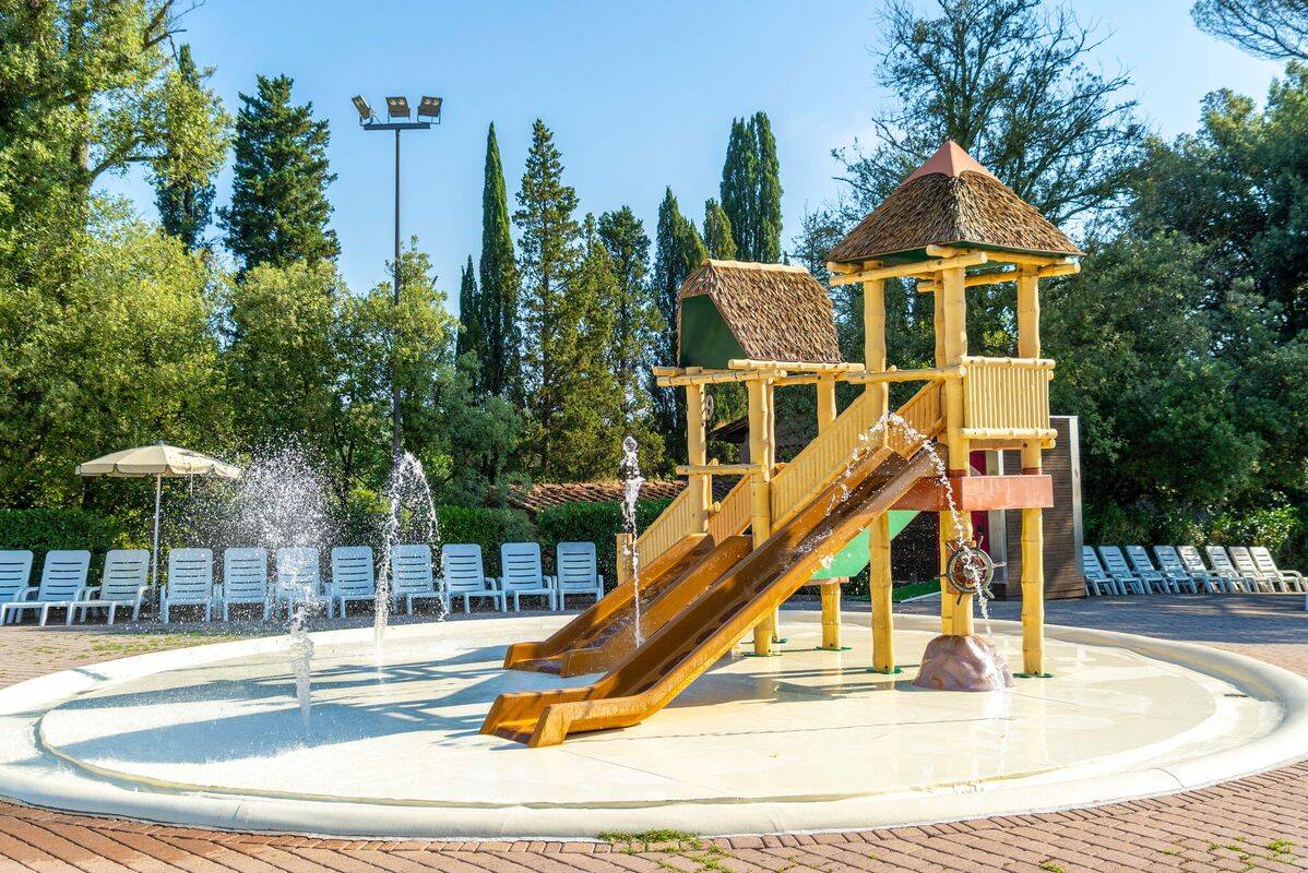 Camping Hu Norcenni Girasole Village, Italia, Toscana, Florencia-Figline Valdarno