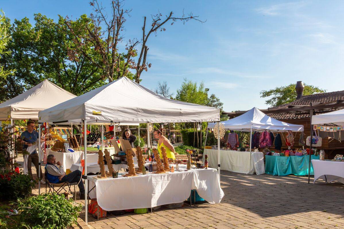 Camping Hu Montescudaio Village, Italia, Toscana