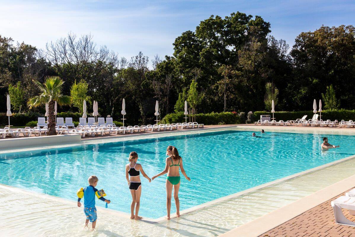 Camping Hu Montescudaio Village, Italia, Toscana