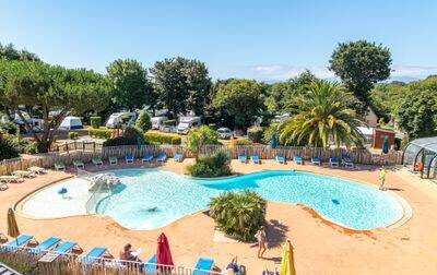 Camping Le Helles, France, Bretagne, Combrit