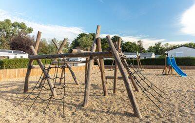 Campsite Le Domaine de Bréhadour, France, Brittany