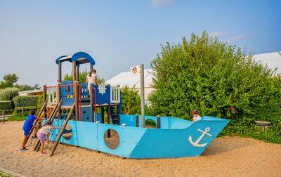 Camping Le Domaine de Ker Ys, France, Bretagne, St Nic