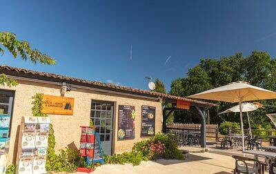 Campsite Le Mas de Sireuil , France, Dordogne - Périgord