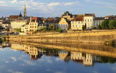 Campsite Château de Fonrives, France, Dordogne - Périgord