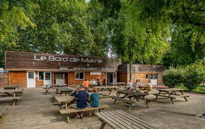 Camping Paris-Est, France, Ile-de-France, Paris-Champigny