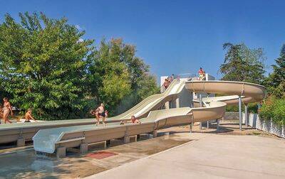 Campsite Les Fontaines, France, Languedoc Roussillon, Canet-en-Roussillon