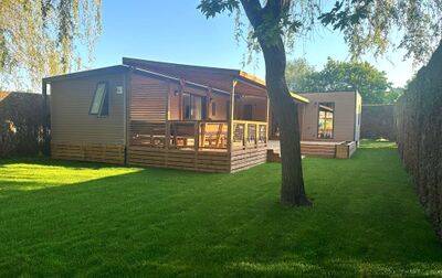 Campsite La Croix du Vieux Pont, France, Picardy, Berny-Rivière