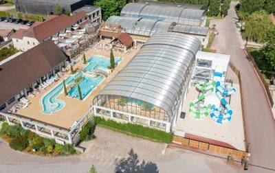 Campsite La Croix du Vieux Pont, France, Picardy, Berny-Rivière