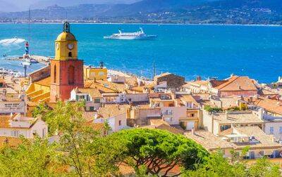 Passez une journée en famille inoubliable en excursion à Saint-Tropez situé à 10km ! - Camping Le Domaine des Naïades, France, Provence Côte d'Azur, Port Grimaud