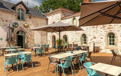 Campsite Château La Forêt, France, Vendée, Saint-Julien-des-Landes