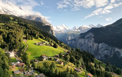 Un magnifique paysage pittoresque vous attend dans le camping Jungfrau !  - Camping Jungfrau, Suisse, Berne, Lauterbrunnen